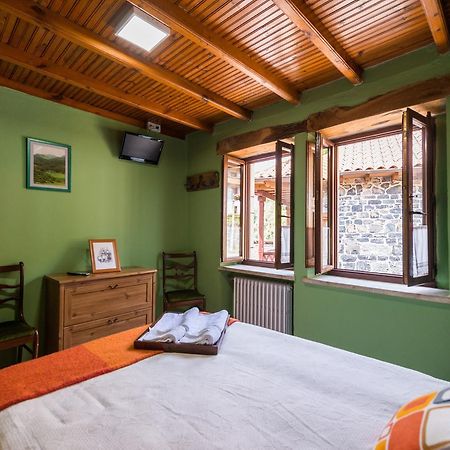 Hostal Pena Santa Soto  エクステリア 写真