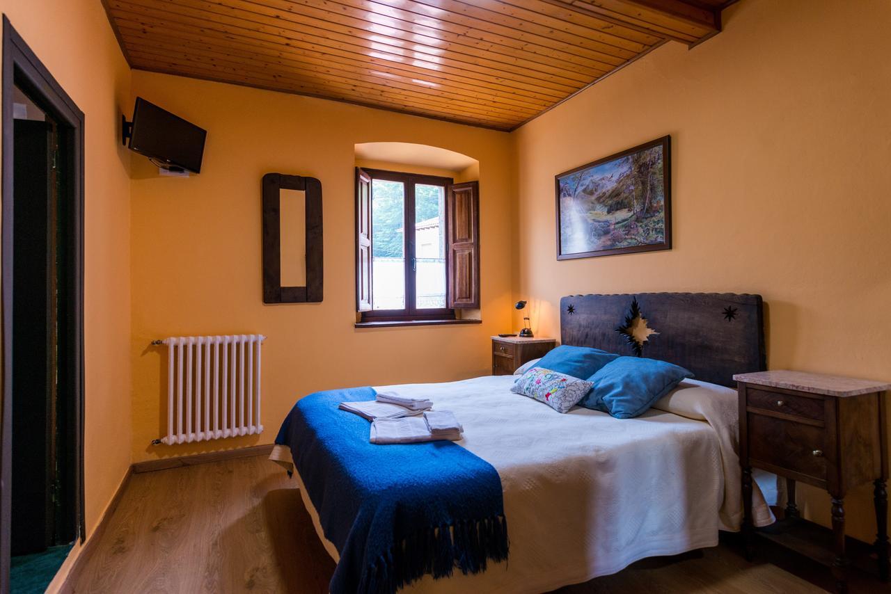 Hostal Pena Santa Soto  エクステリア 写真