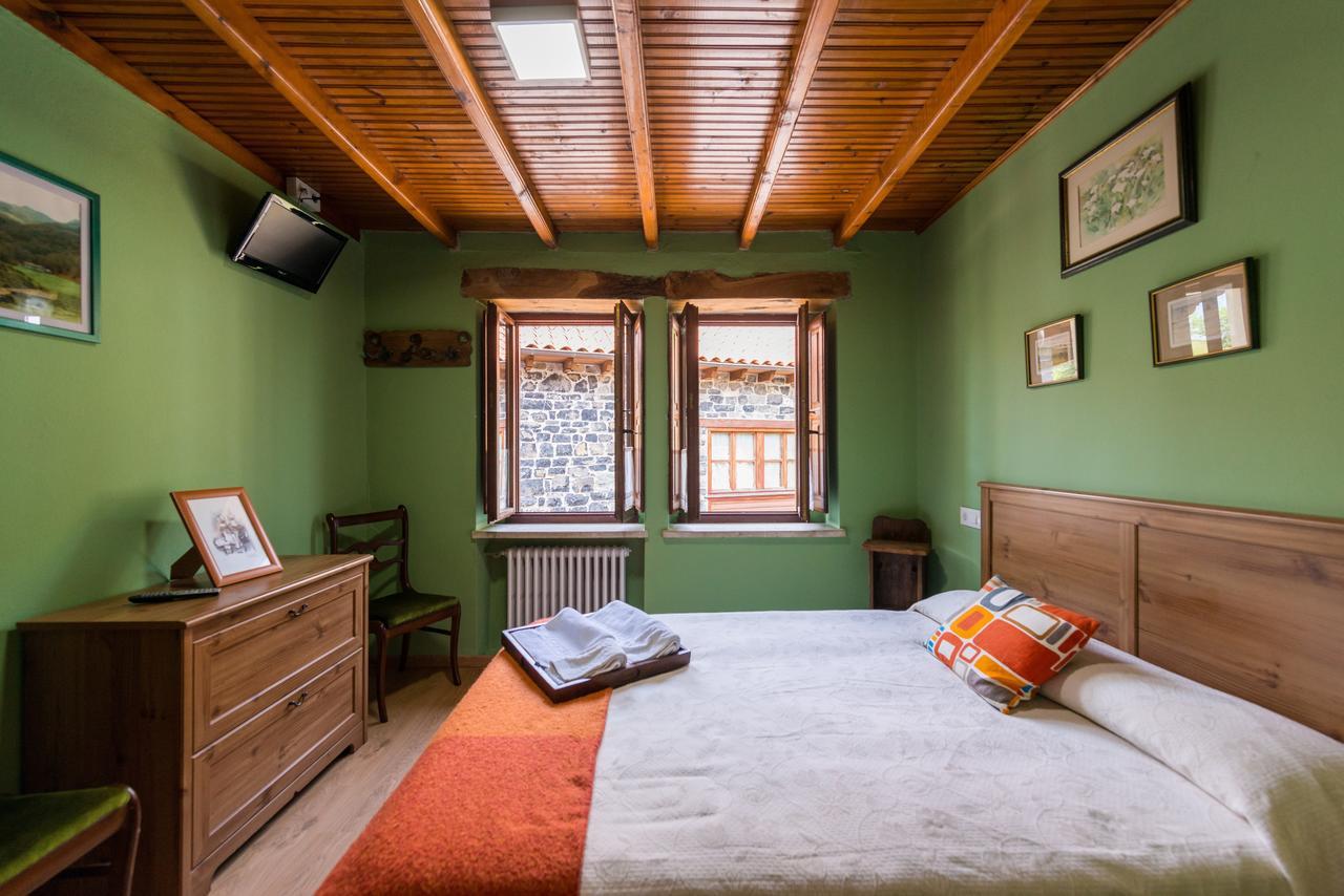 Hostal Pena Santa Soto  エクステリア 写真