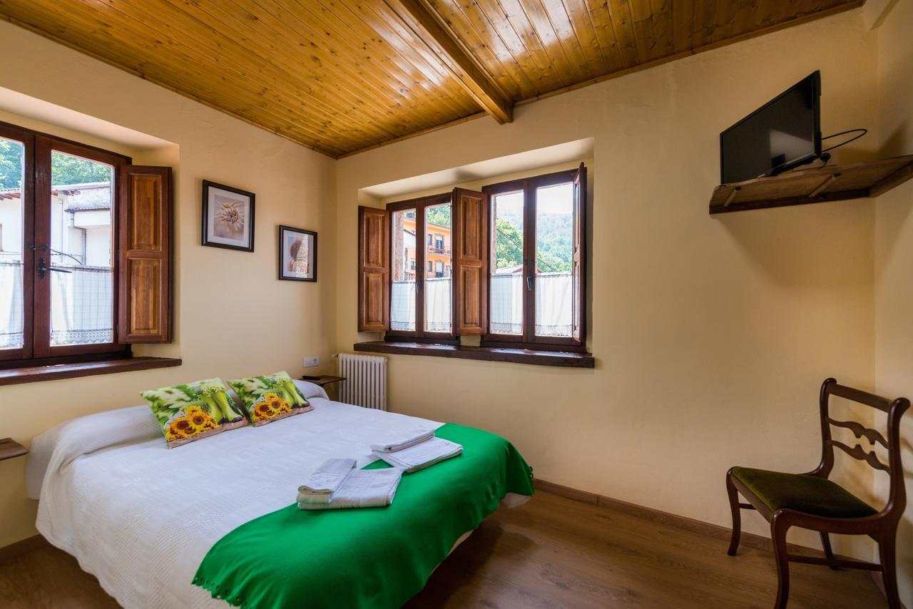 Hostal Pena Santa Soto  エクステリア 写真