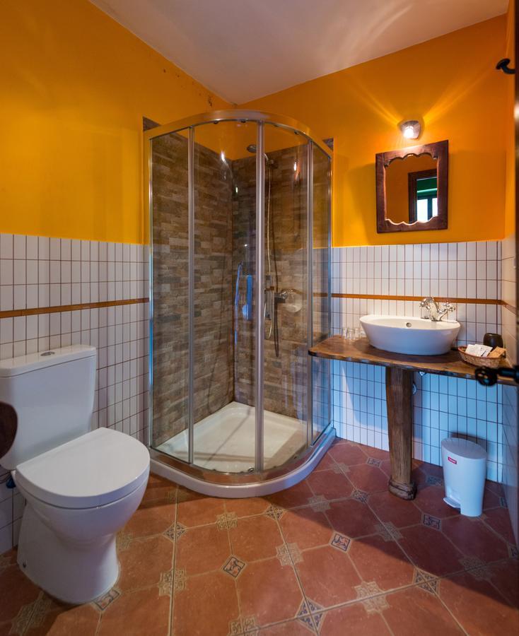 Hostal Pena Santa Soto  エクステリア 写真