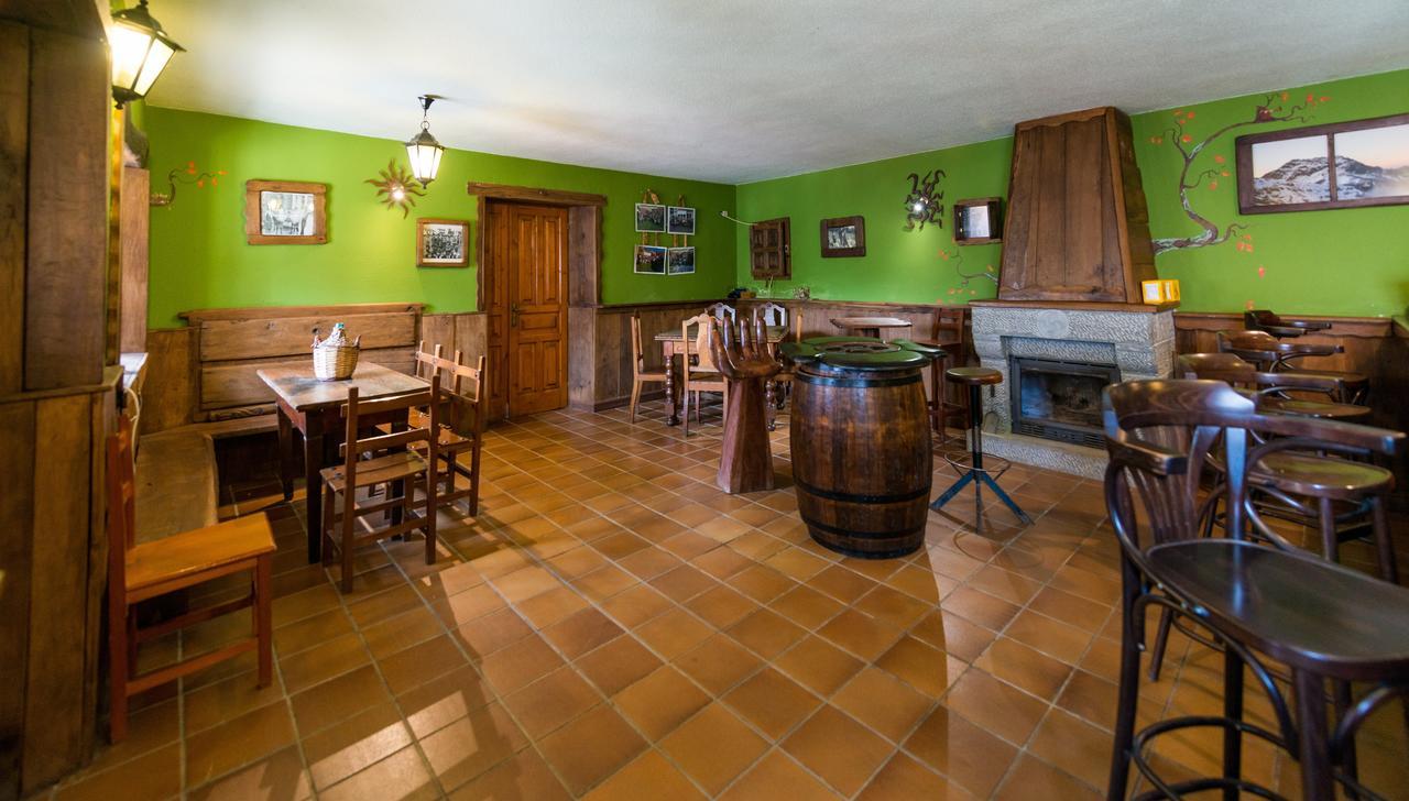 Hostal Pena Santa Soto  エクステリア 写真